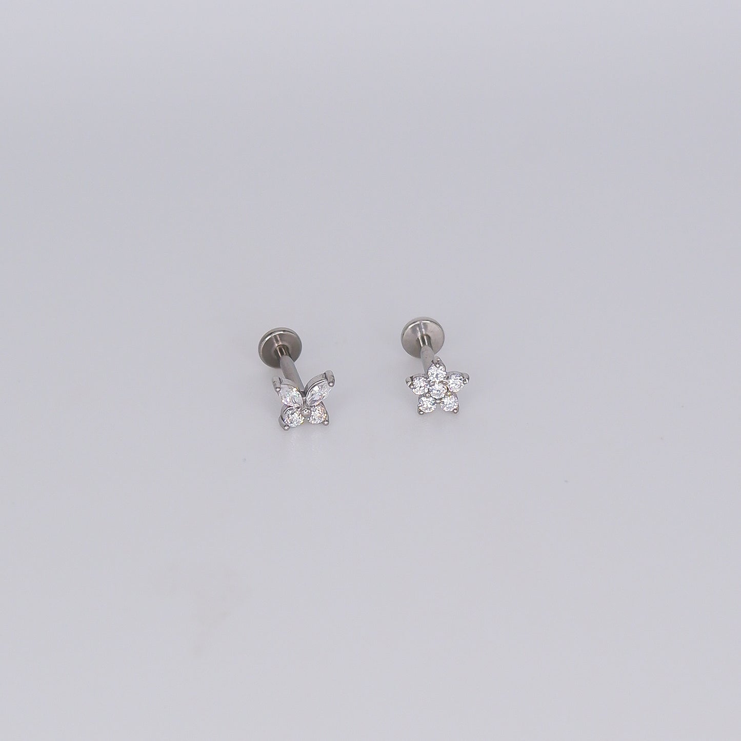 Piercing Achatado Borboleta e Flor