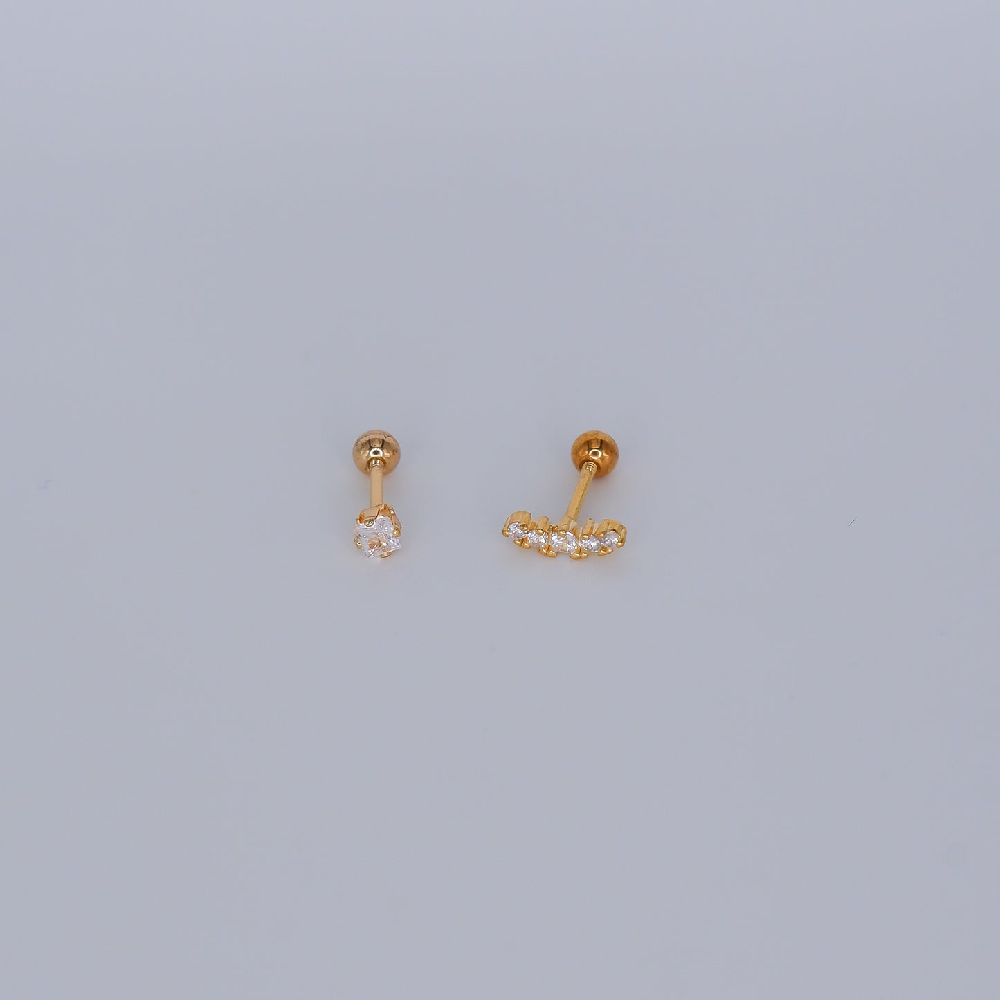 Piercing Bolinha Banho de Ouro Ponto de Luz e Curvo