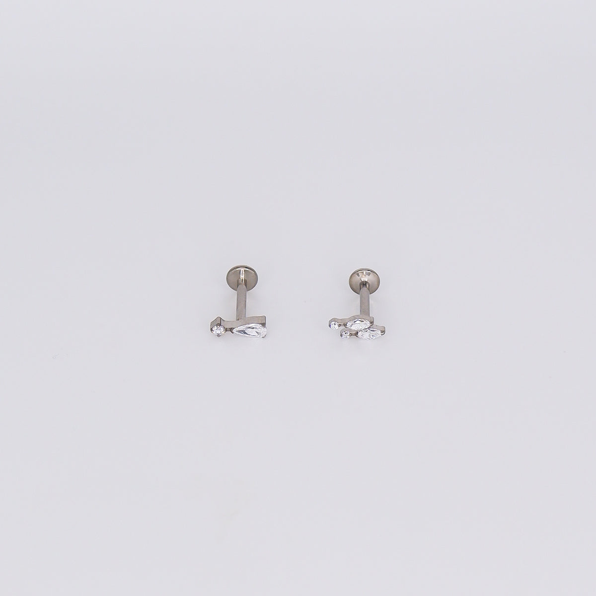 Piercing Achatado 2 Brilhos, 4 Brilhos