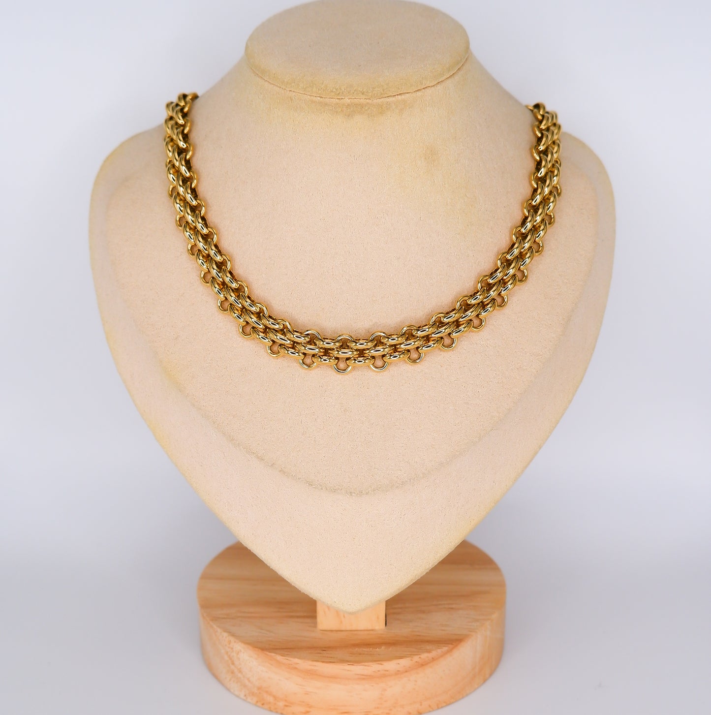 Colar Dourado Malha Tripla