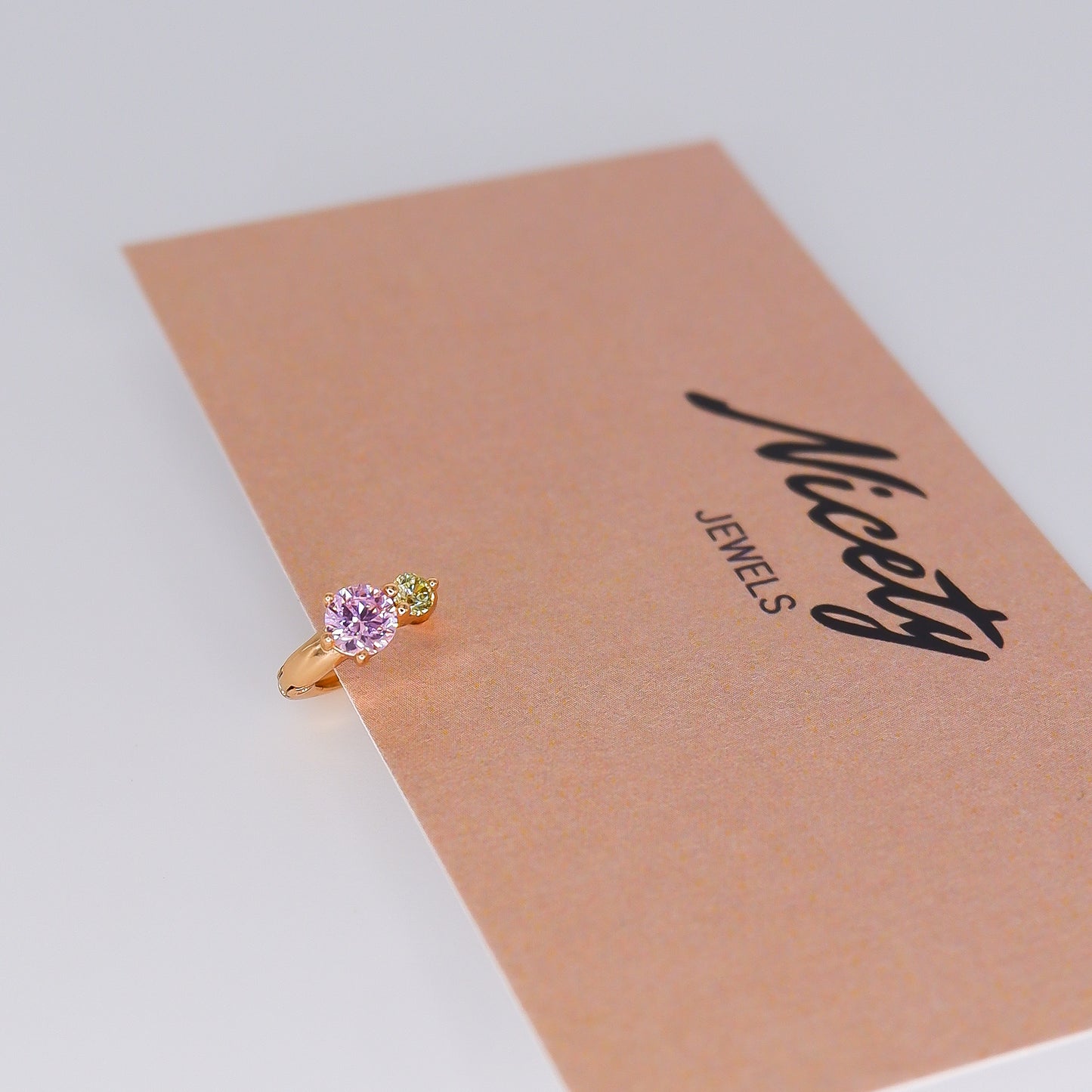 Mini Argola 7mm Aço Inoxidável 2 Brilhos Rosa e Verde