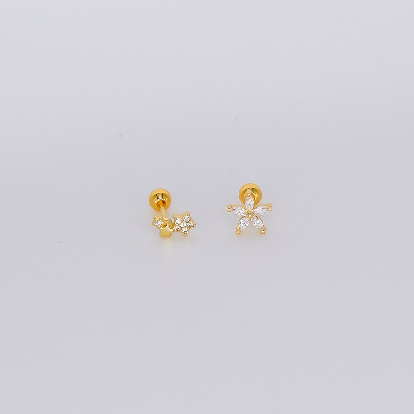 Piercing Bolinha 3 Estrelas e Flor