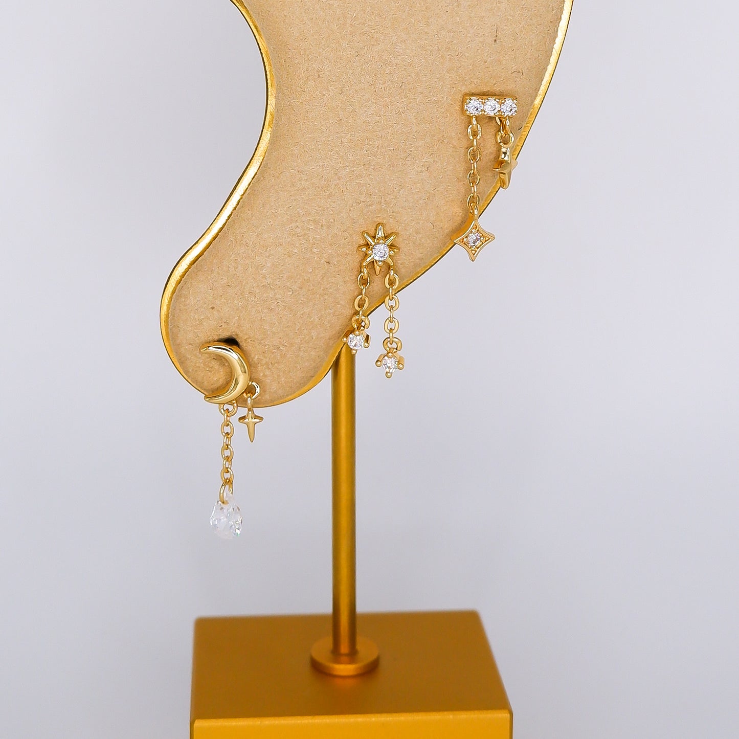 Piercing Bolinha Lua, Estrela e Risco