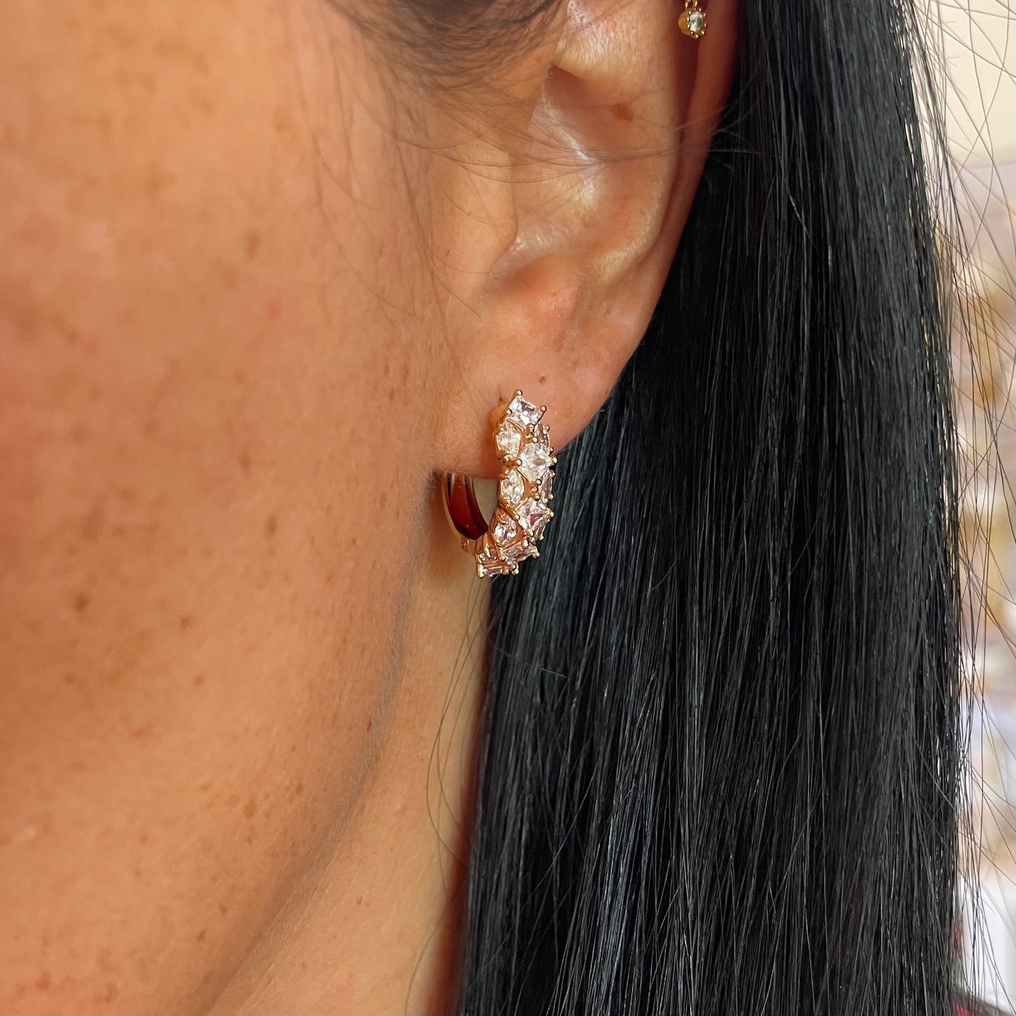 Argola Hipoalergénica Brilhantes Quadrados