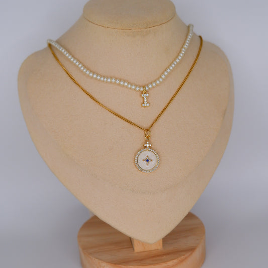 Colares Iniciais e Medalhões