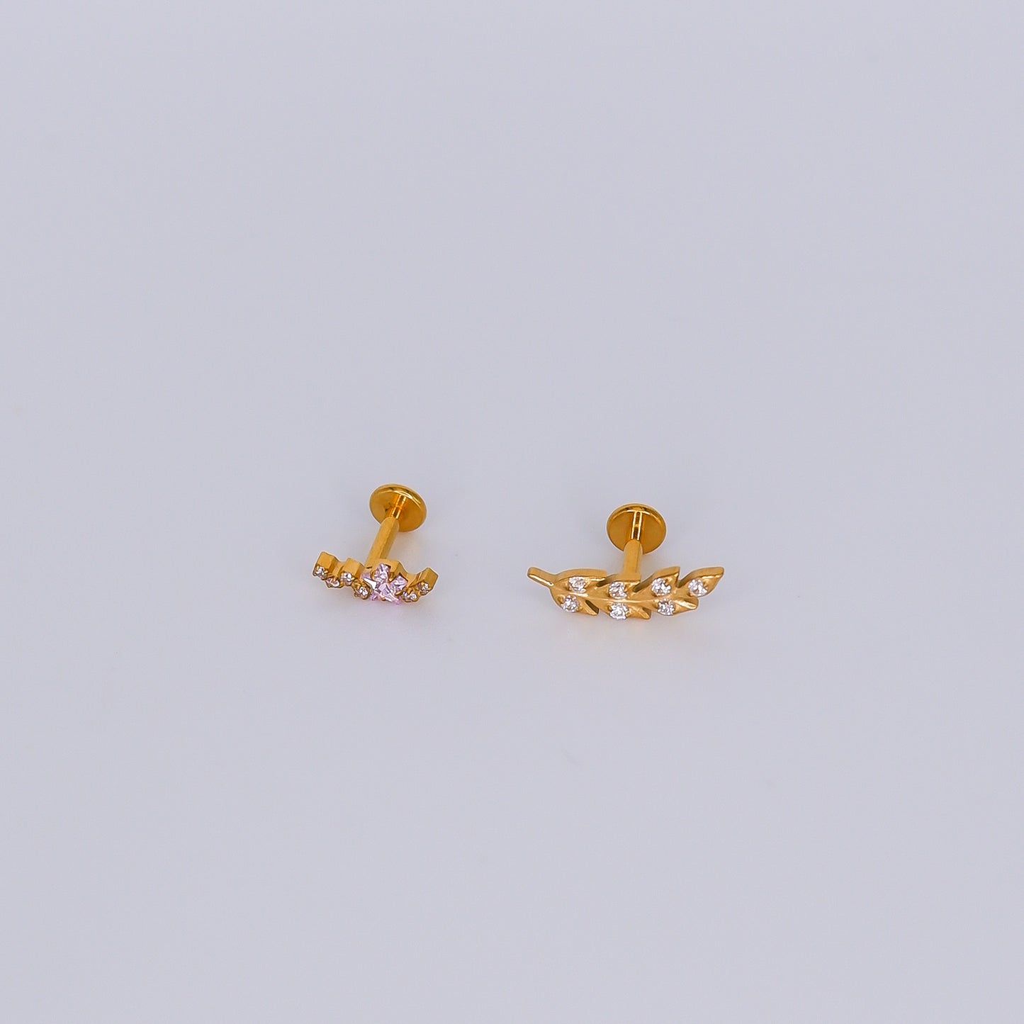 Piercing Achatado Curvo Rosa e Folha