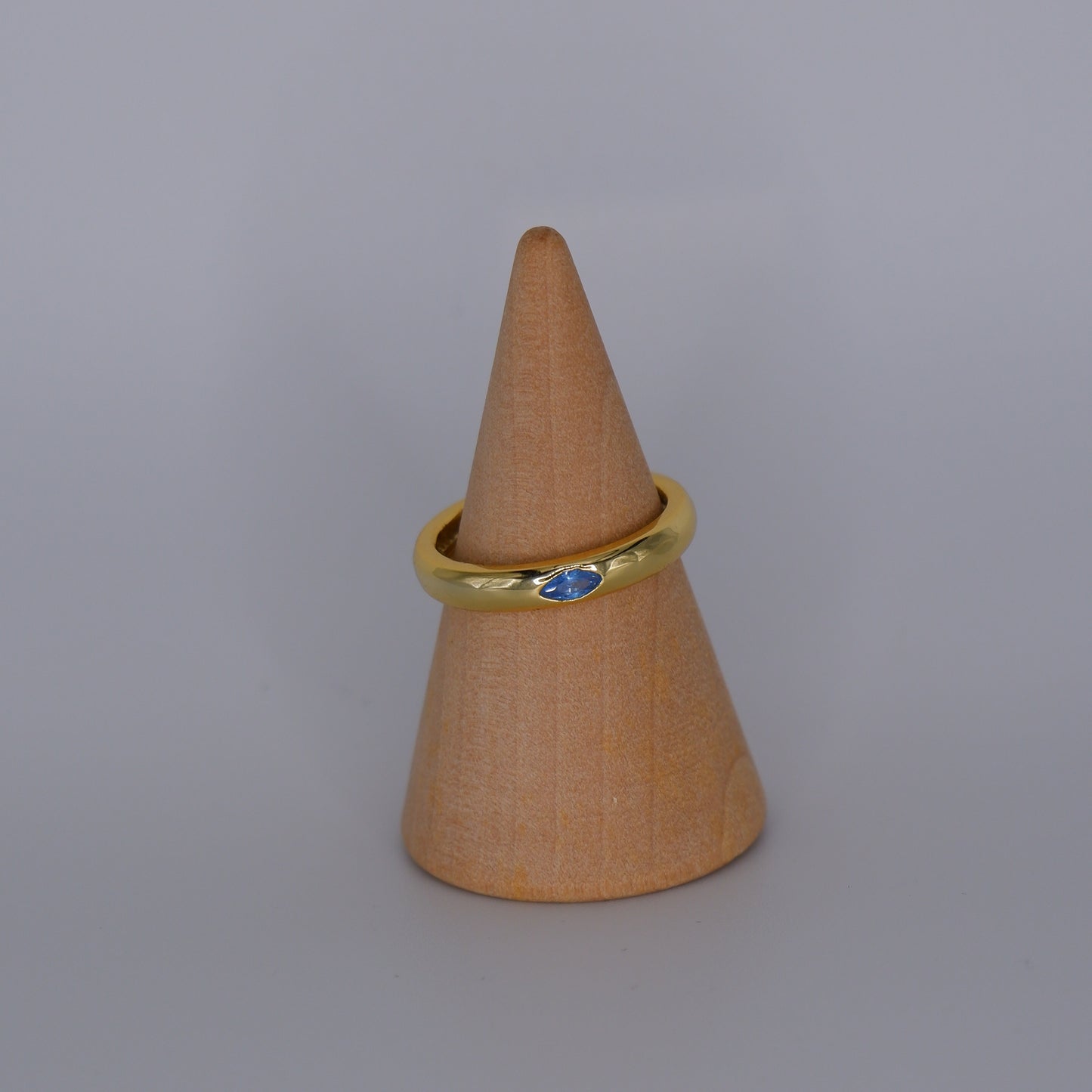 Anel S925 pedra azul clara