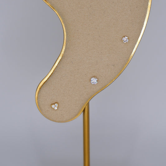 Piercings Bolinha Dourados #5 Mini Coração e Pontos de Luz