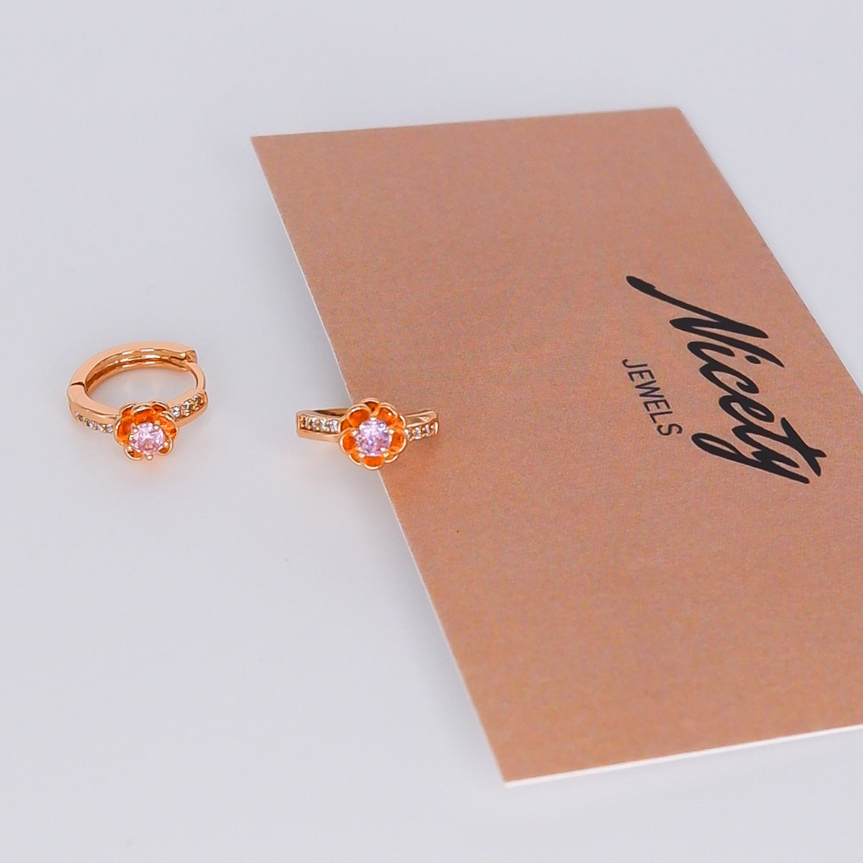 Argola Hipoalergénica Flor Rosa