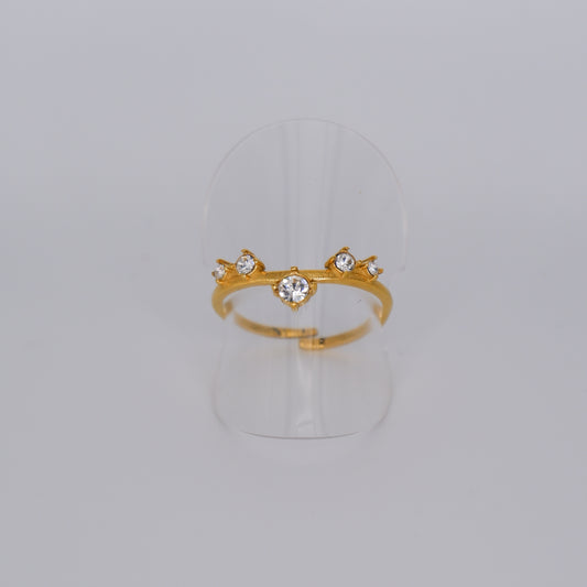 Anel Ajustável Dourado com Pedras Transparentes