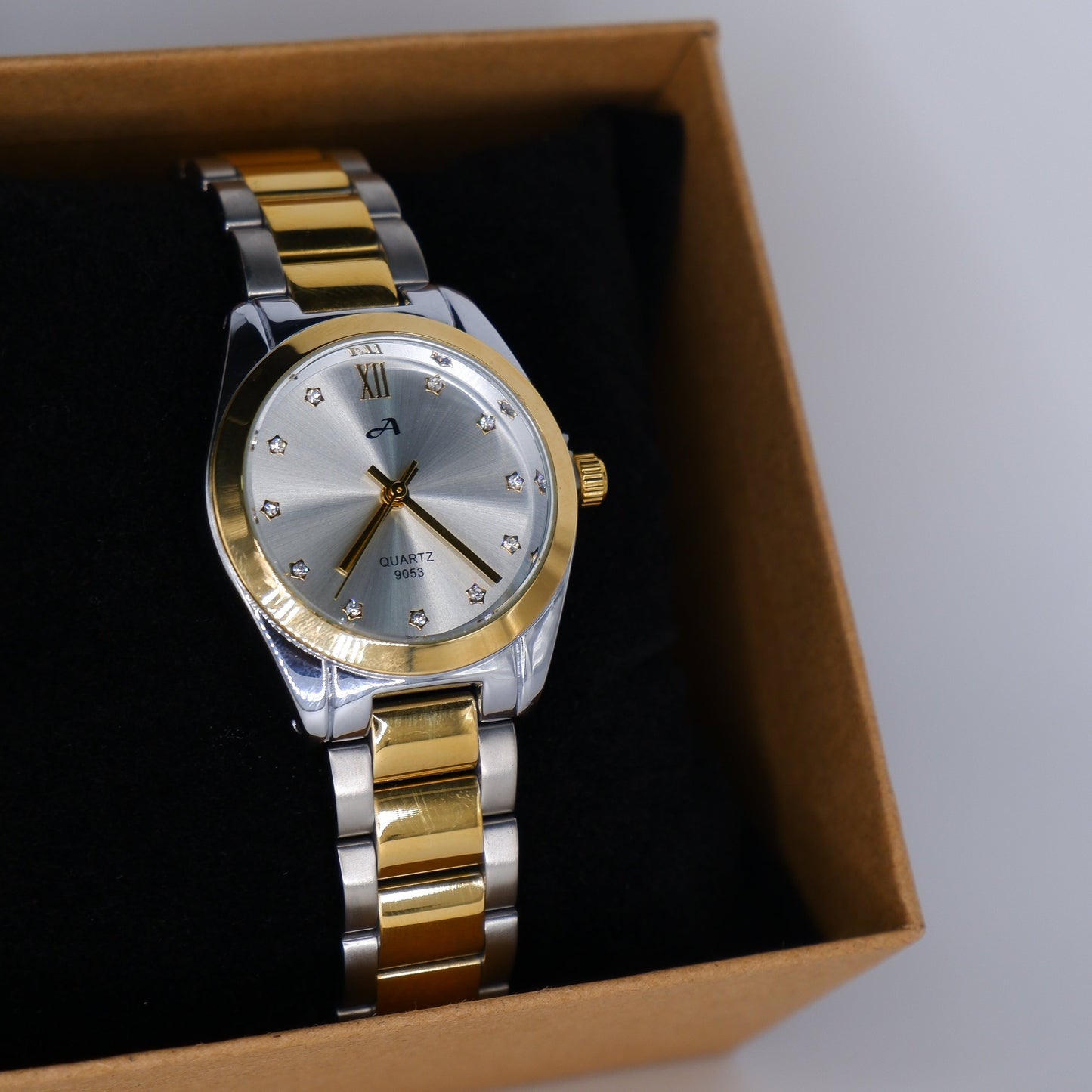 Relógio Prateado e Dourado