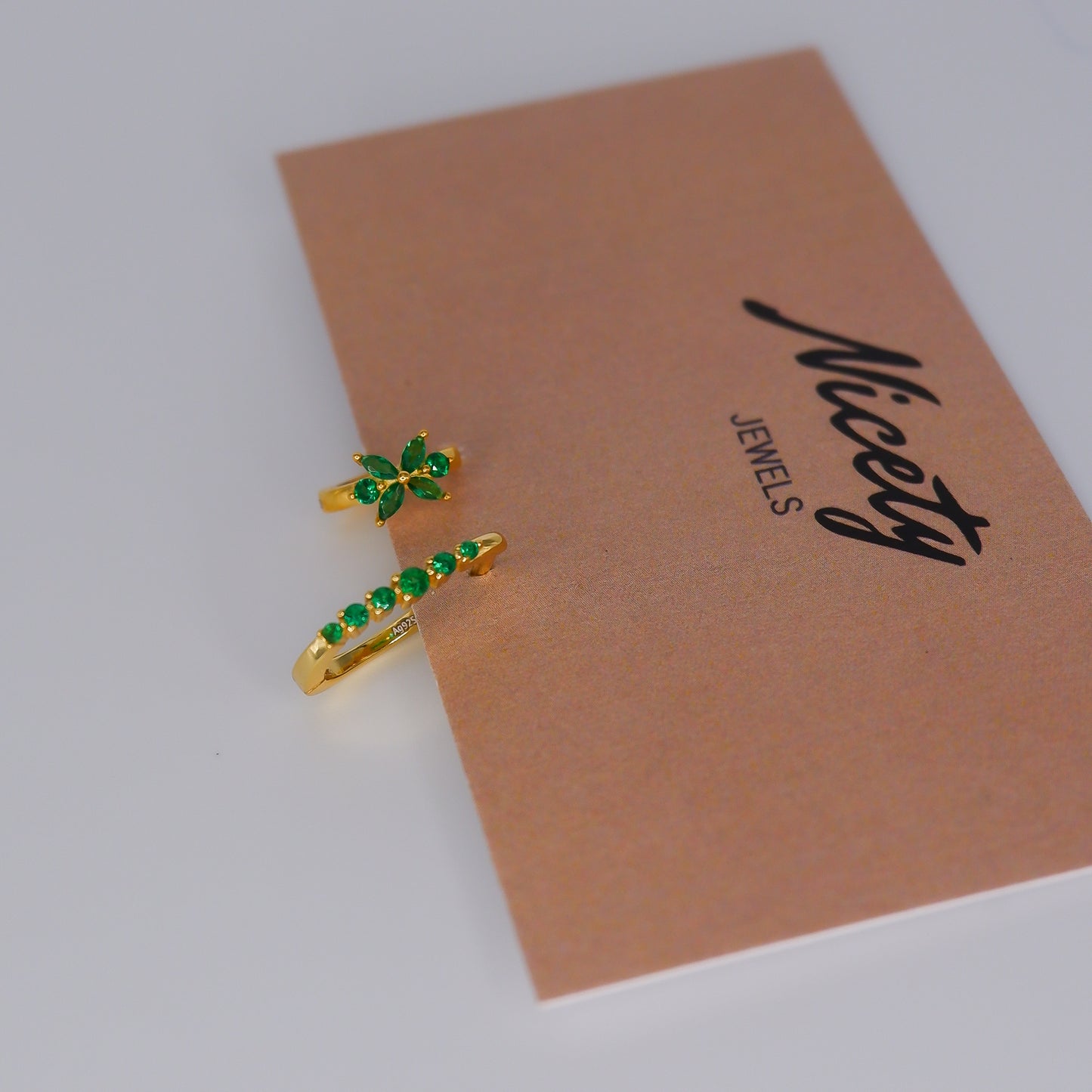 Argola S925 Verde c/ Brilhantes