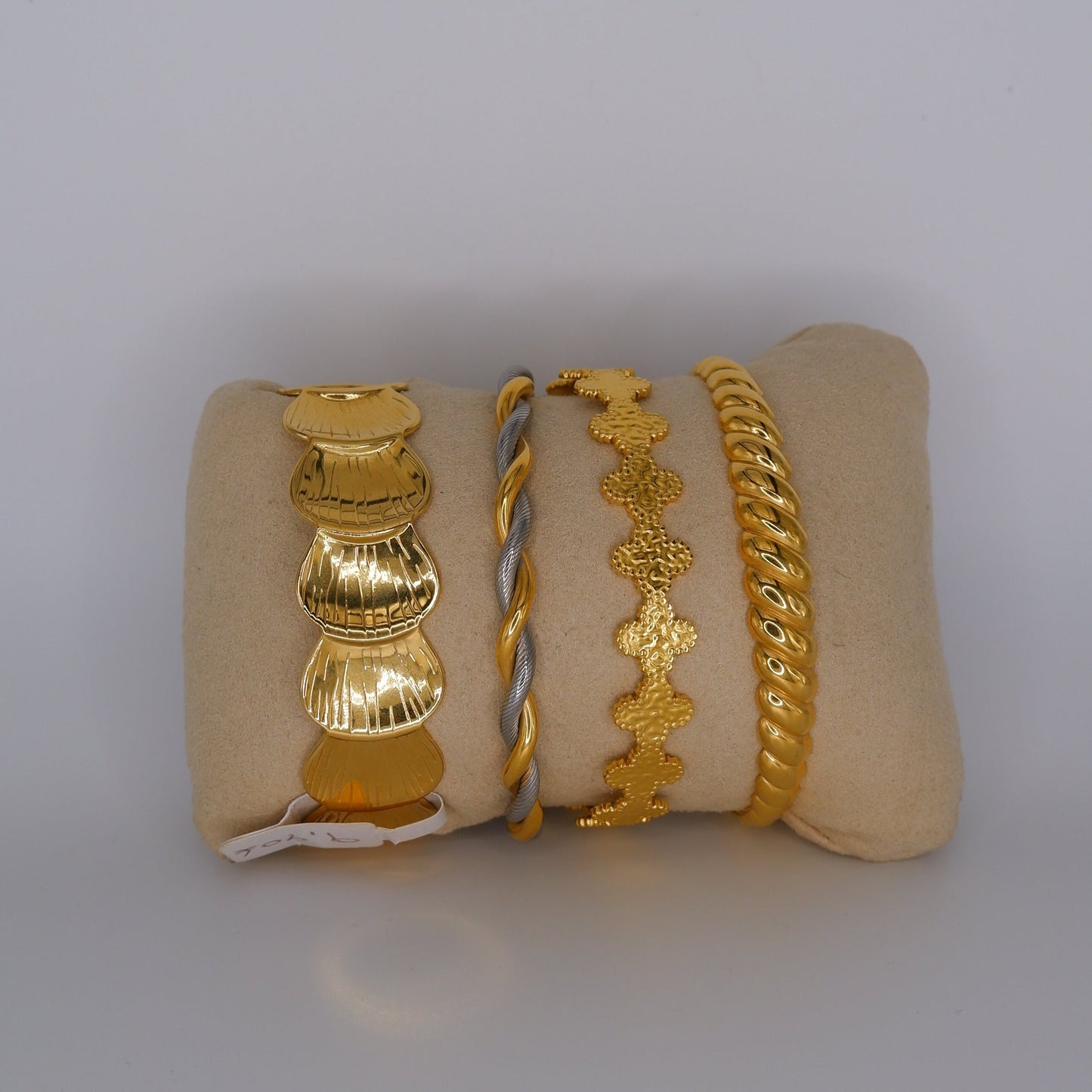 Escravas Conchas, Bicolor, Trevos e Larga Dourada