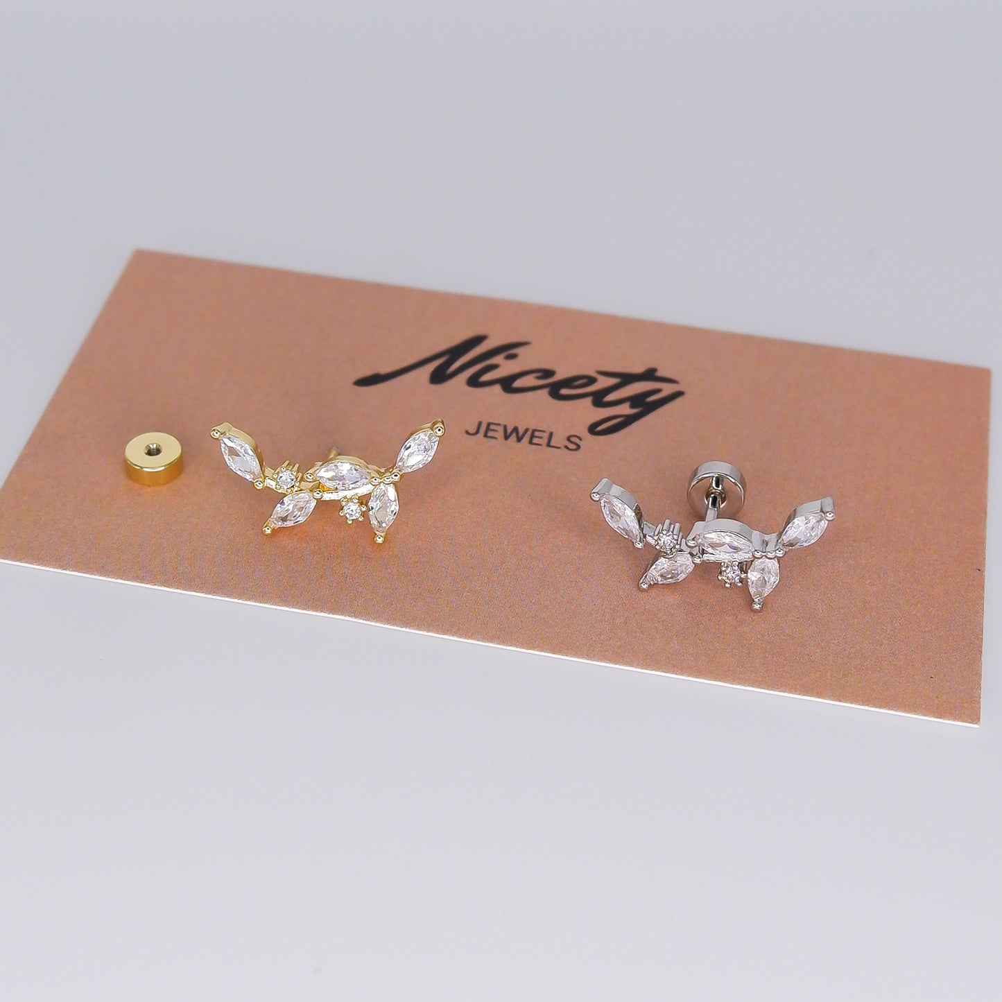 Piercing aperta atrás Longo