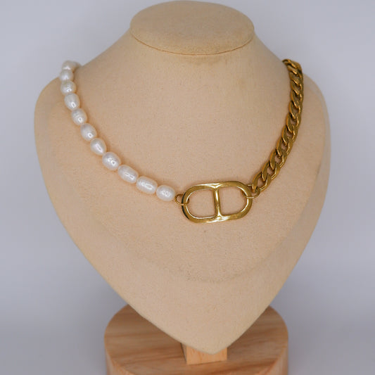 Colar de Pérolas e Corrente