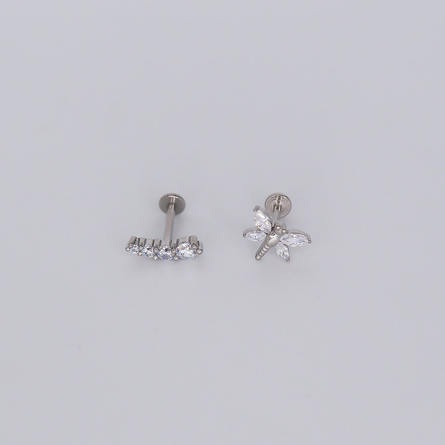 Piercing Achatado 4 Brilhos e Libelinha