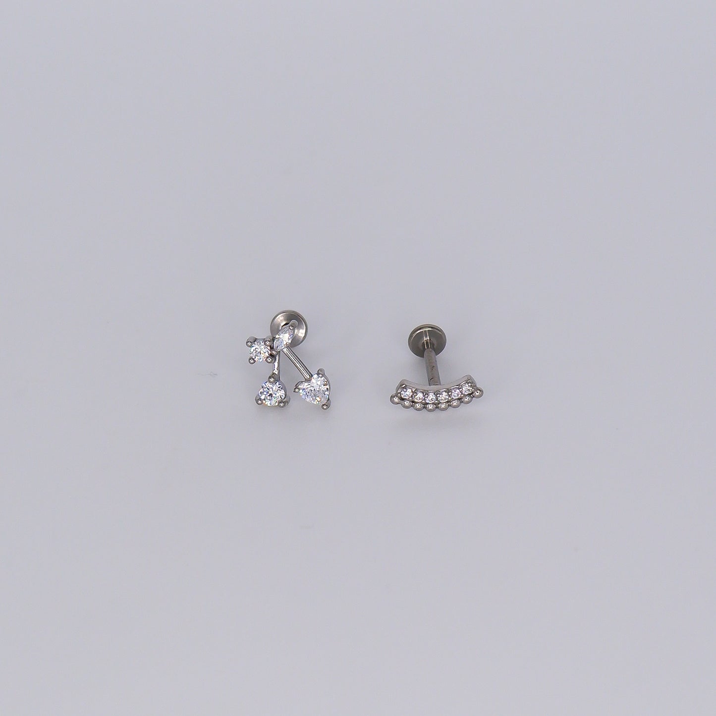 Piercing Achatado Cereja e Brilhos