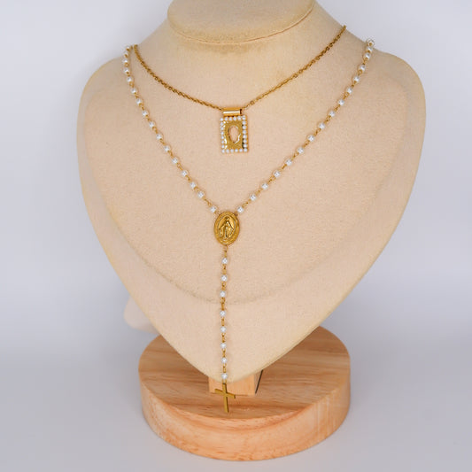 Colar Medalha Mão e Terço com Pérolas