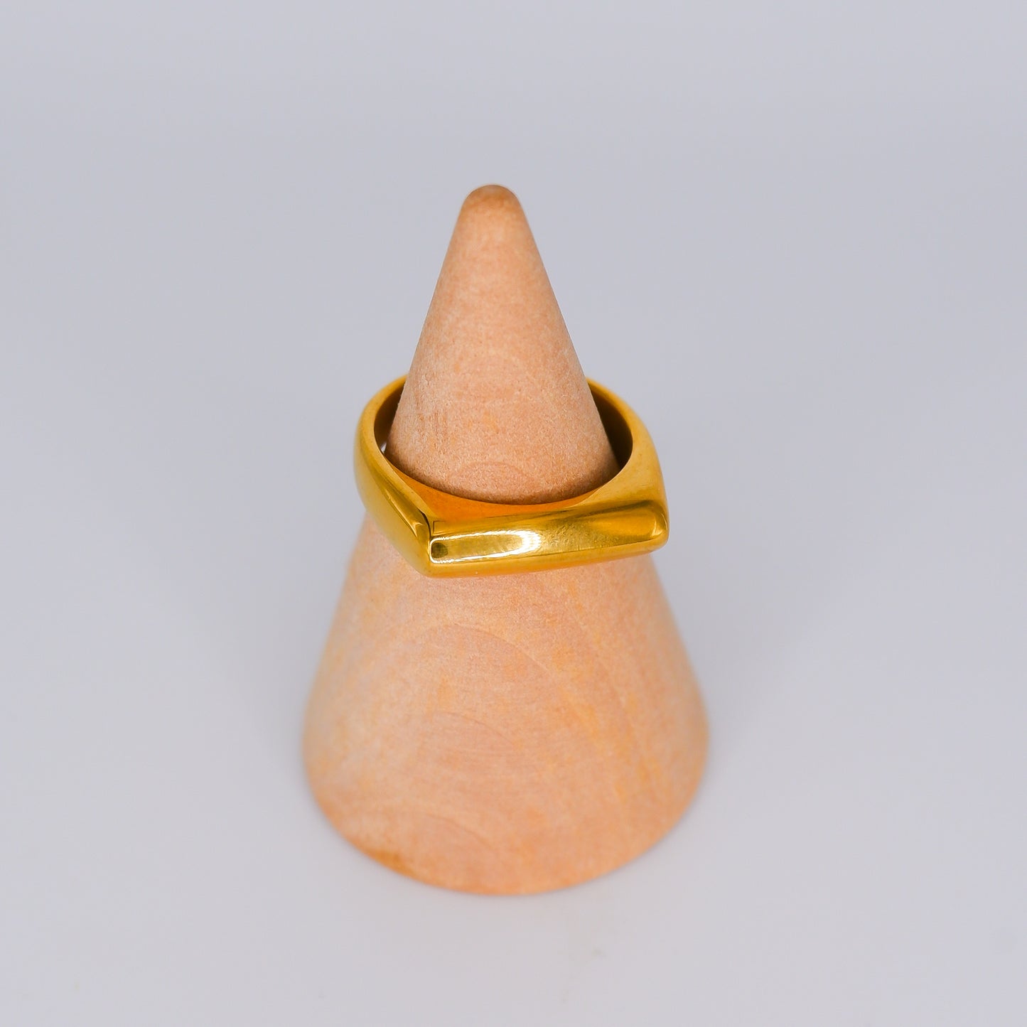 Anel Dourado Irregular