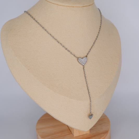 Colar Prateado Coração Comprido