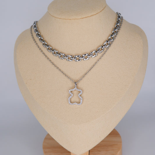 Colar Prateado Ursinho Brilhante e Malha