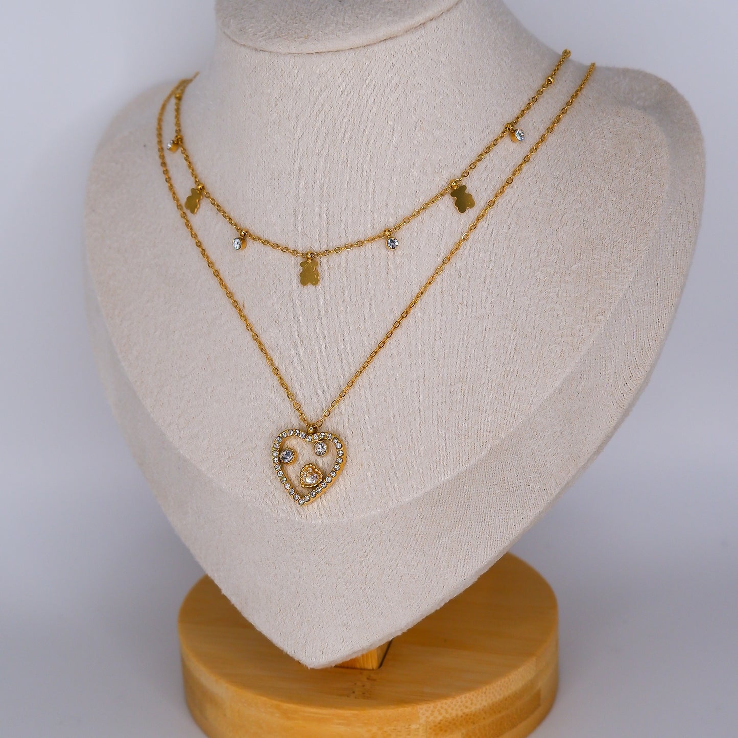 Colares Ursos e Coração Pendente