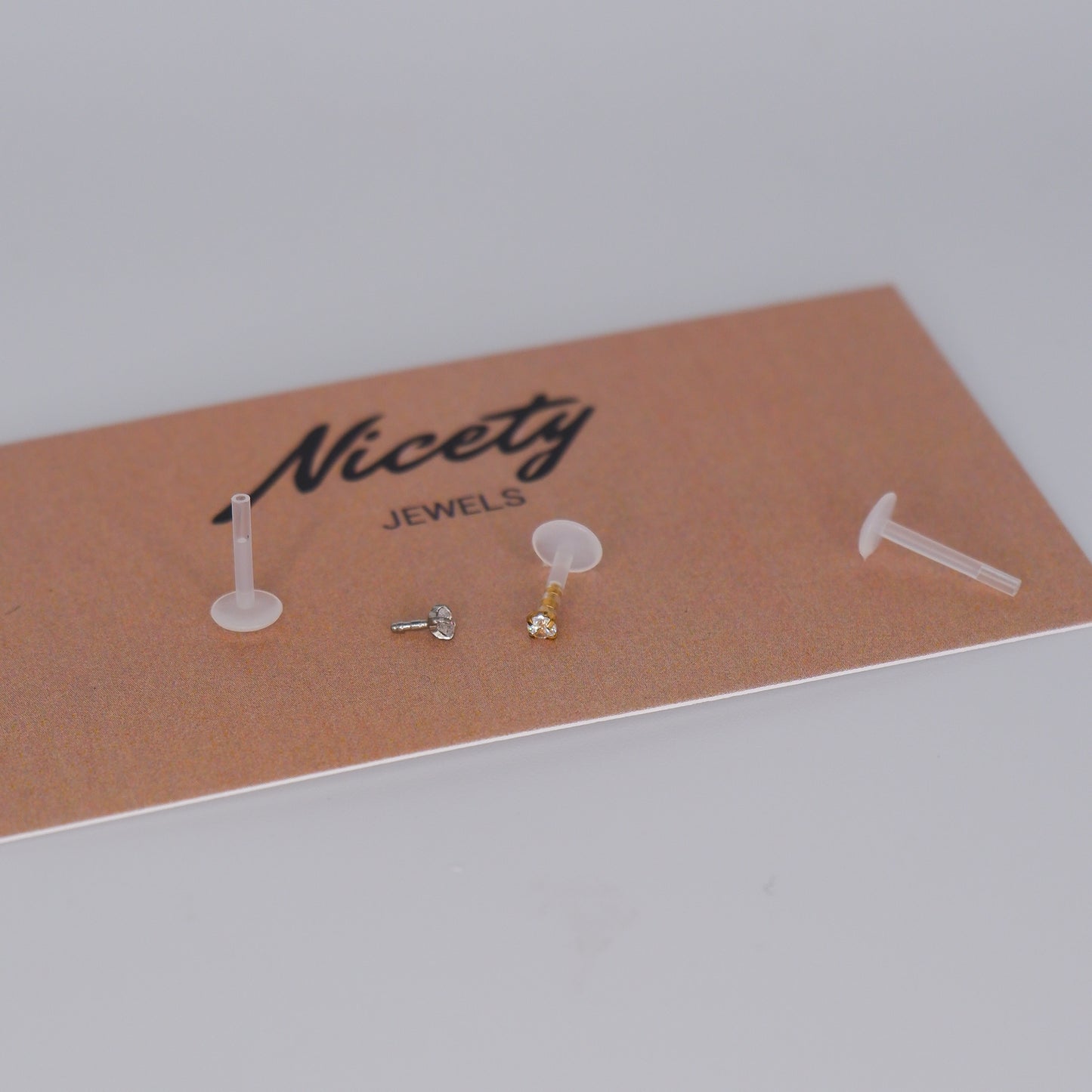 Piercings Achatados