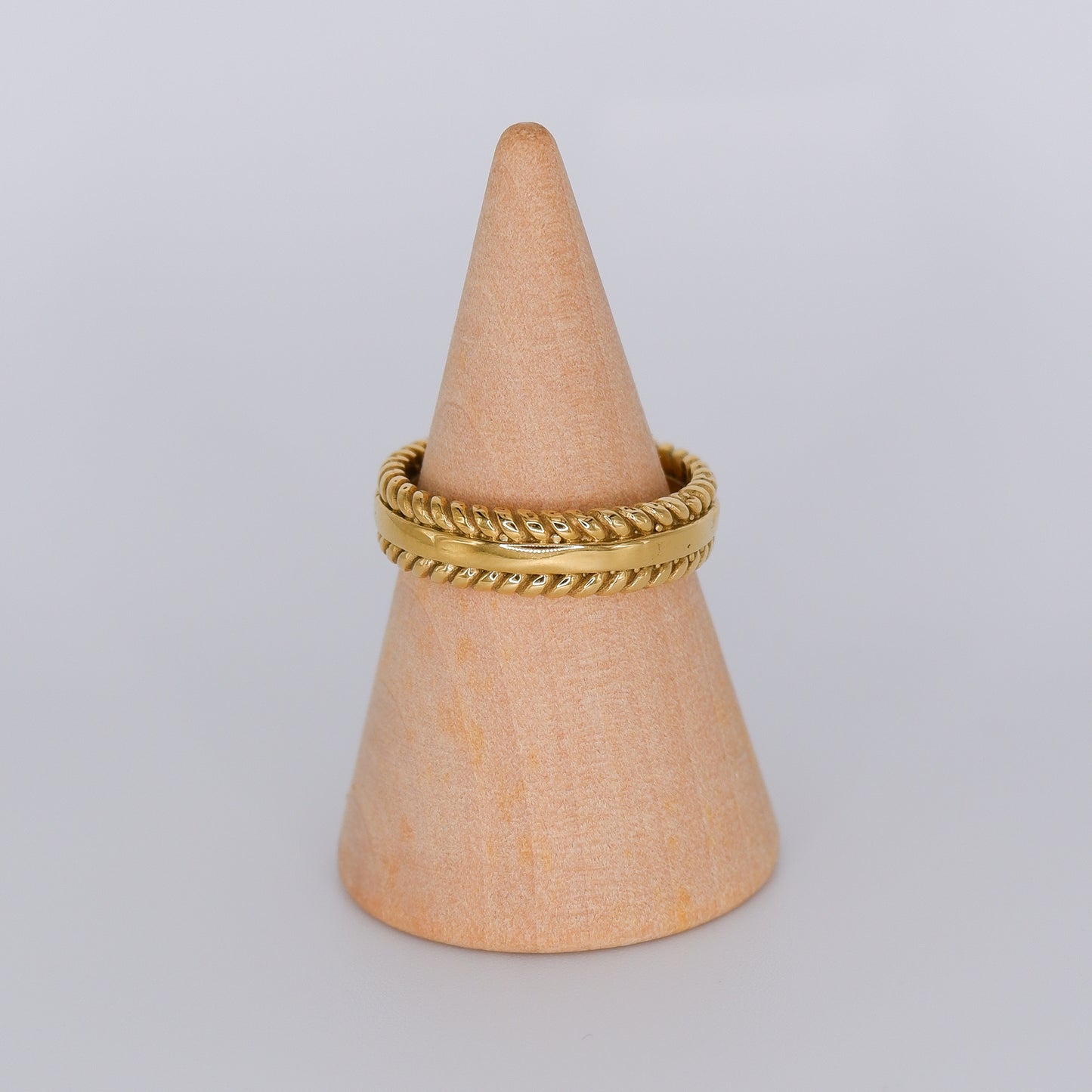 Anel Dourado Aliança