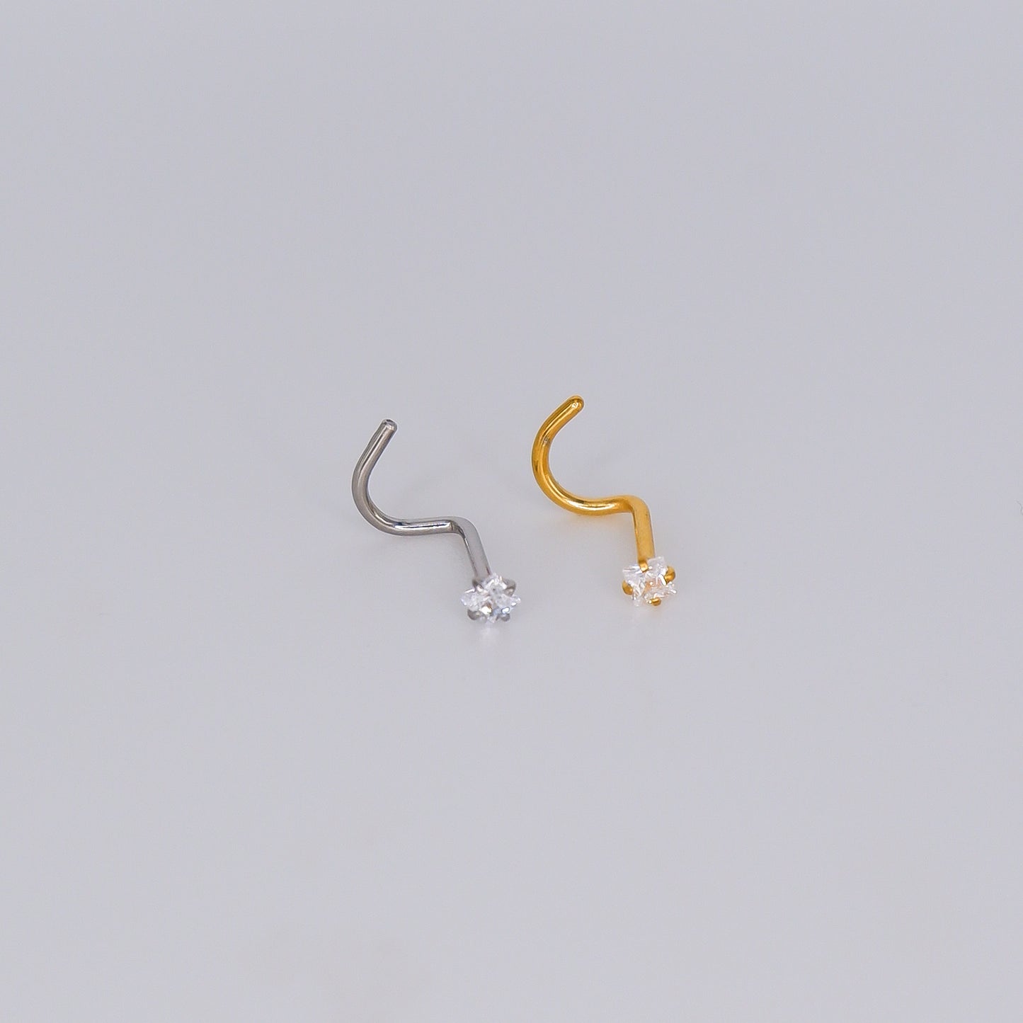 Piercing Nariz Brilho Quadrado