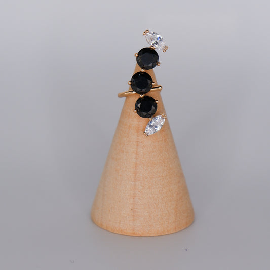 Earcuff Hipoalergénica Preta e Transparente