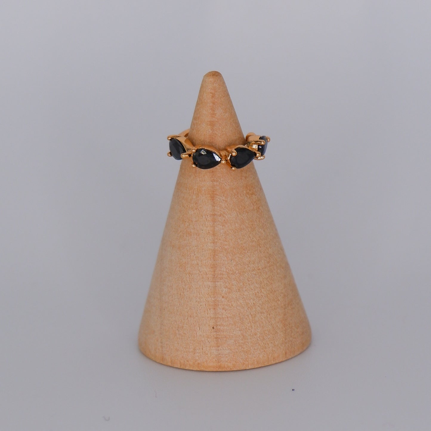 Earcuff Hipoalergénica Preta
