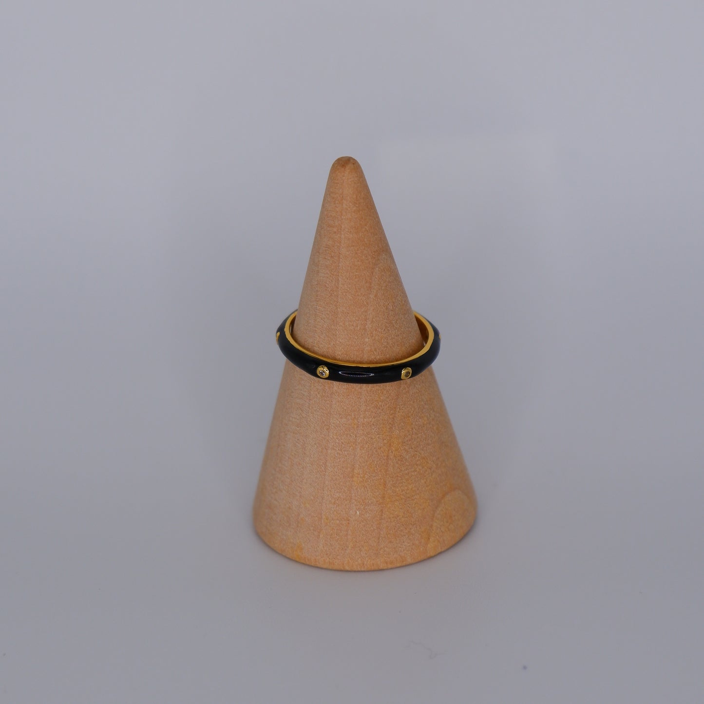 Anel S925 preto com brilhantes