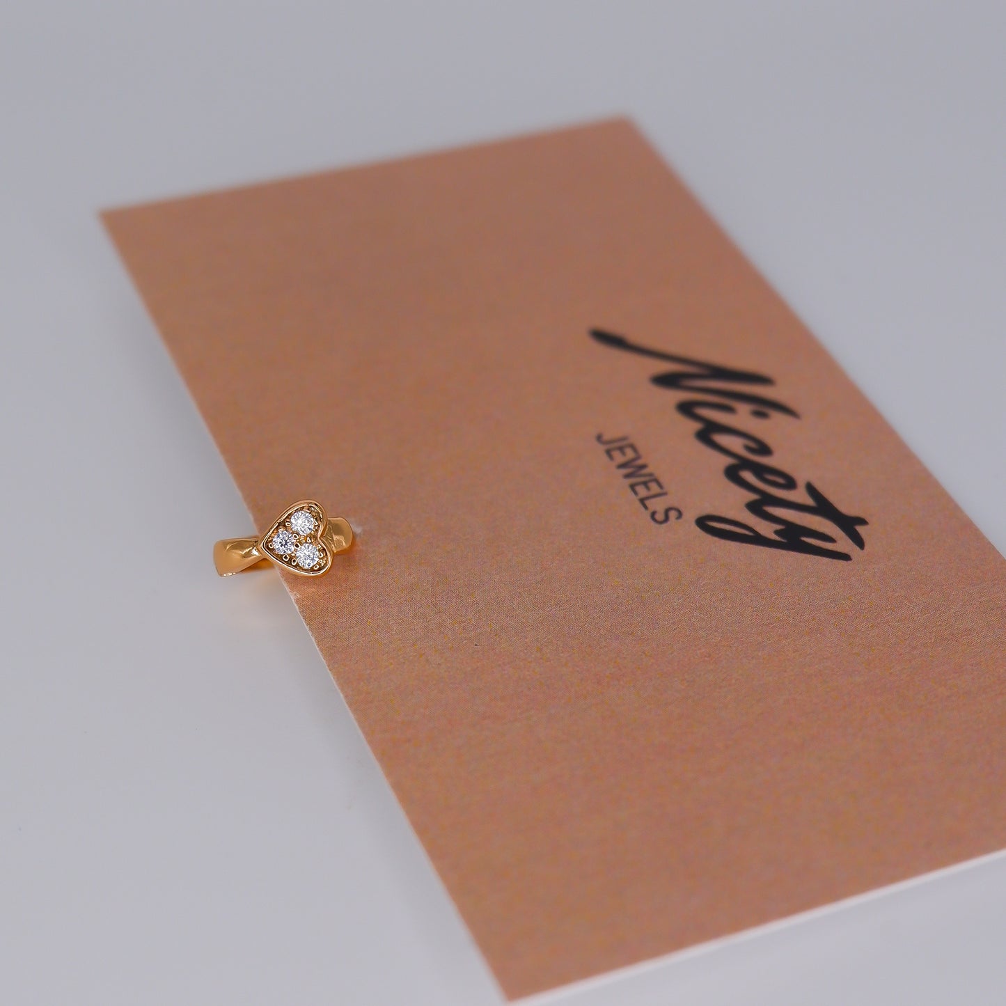 Mini Argolas 6mm Hipoalergénicas Coração