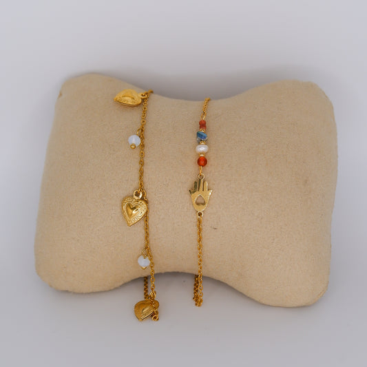 Pulseira Pé Dourada Corações e Mão