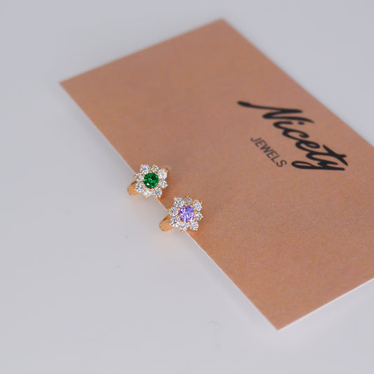 Mini Argolas 6,5mm Hipoalergénicas Flor Verde e Lilás