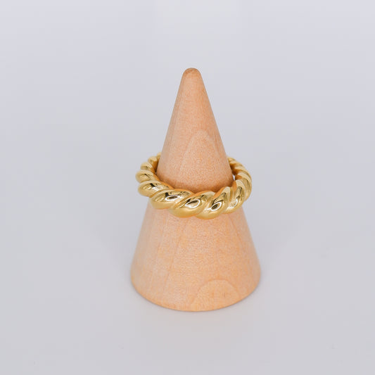 Anel Dourado Entrelaçado Médio