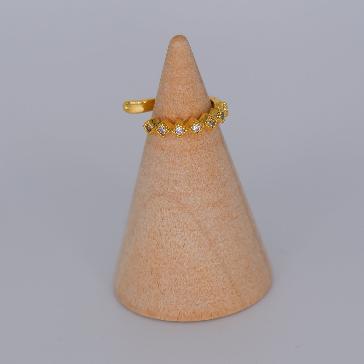 Earcuff Dourada Brilhantes