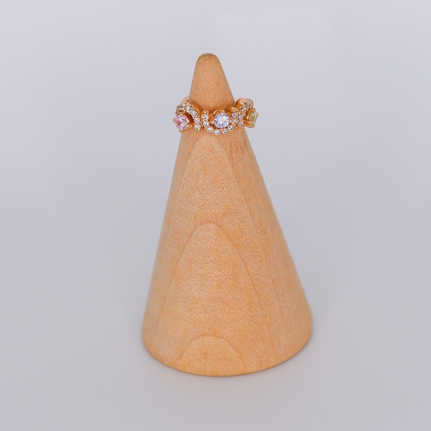 Earcuff Dourada Brilhante Tons Pastel
