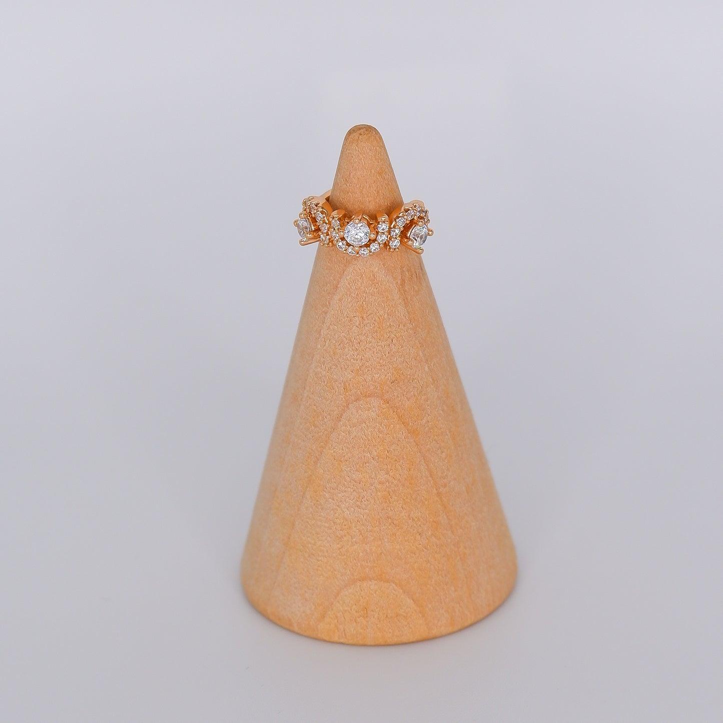 Earcuff Dourada Brilhante