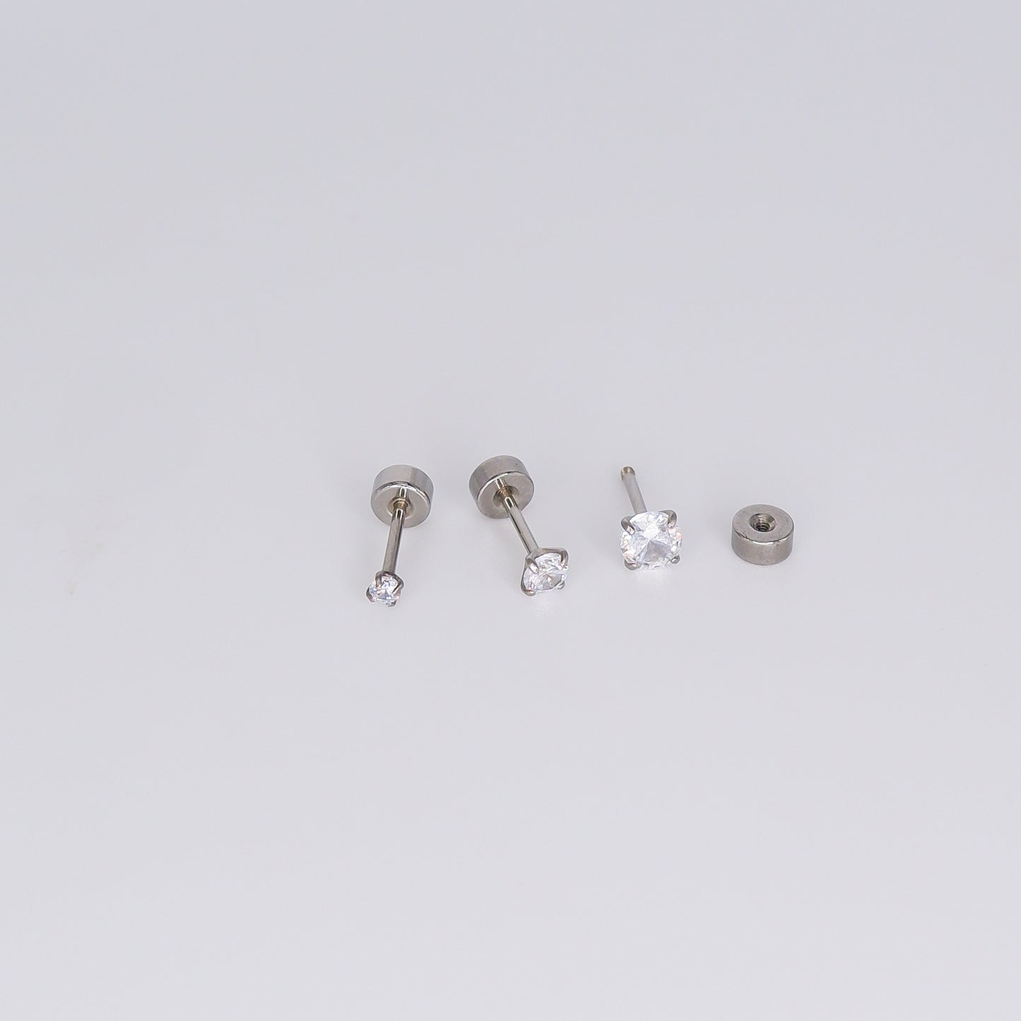 Piercing Aço Inoxidável 3 tamanhos Ponto Luz Prateado