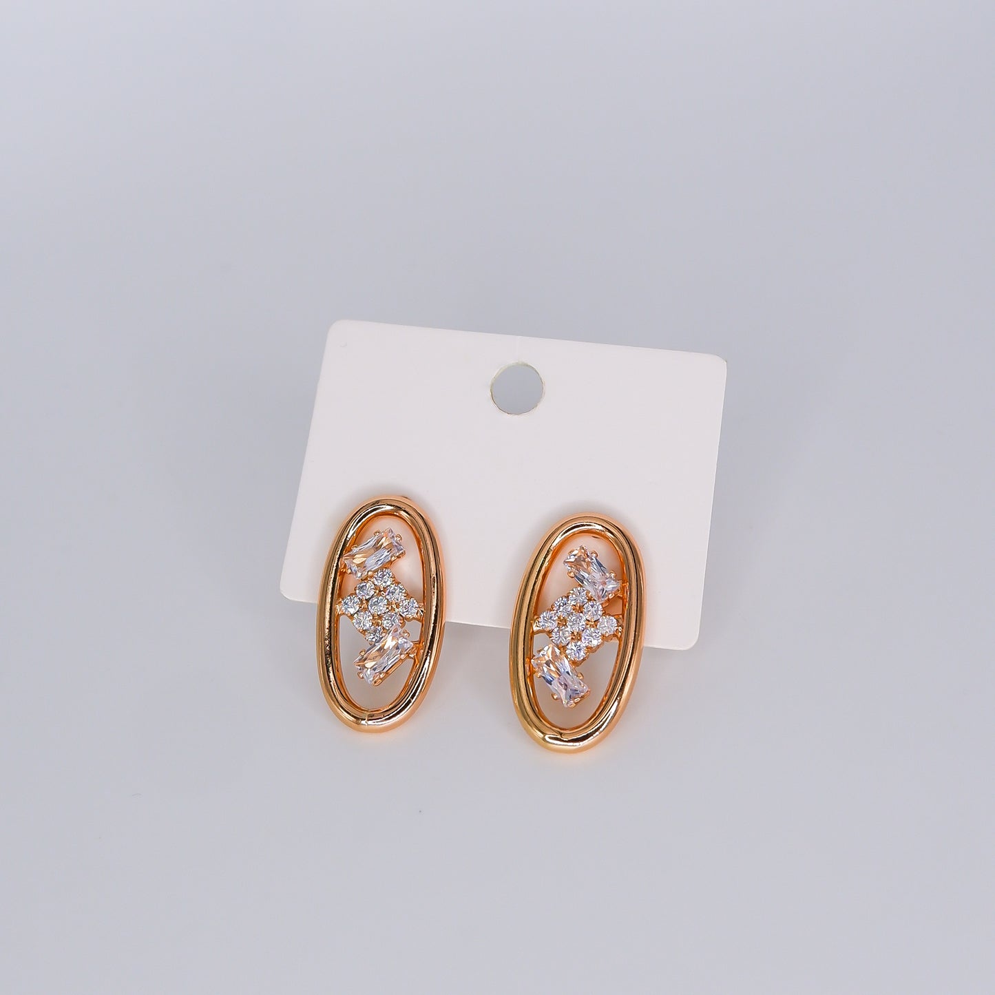 Brinco Brilhantes Irregulares Oval