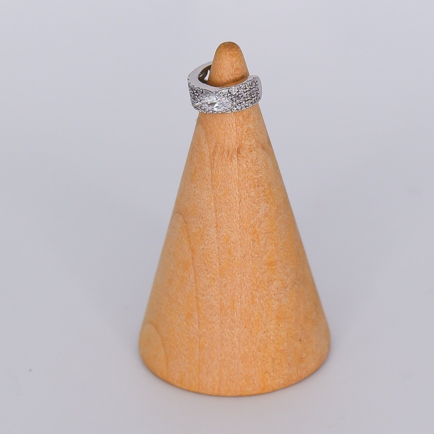 Earcuff 1 Pedra Oval