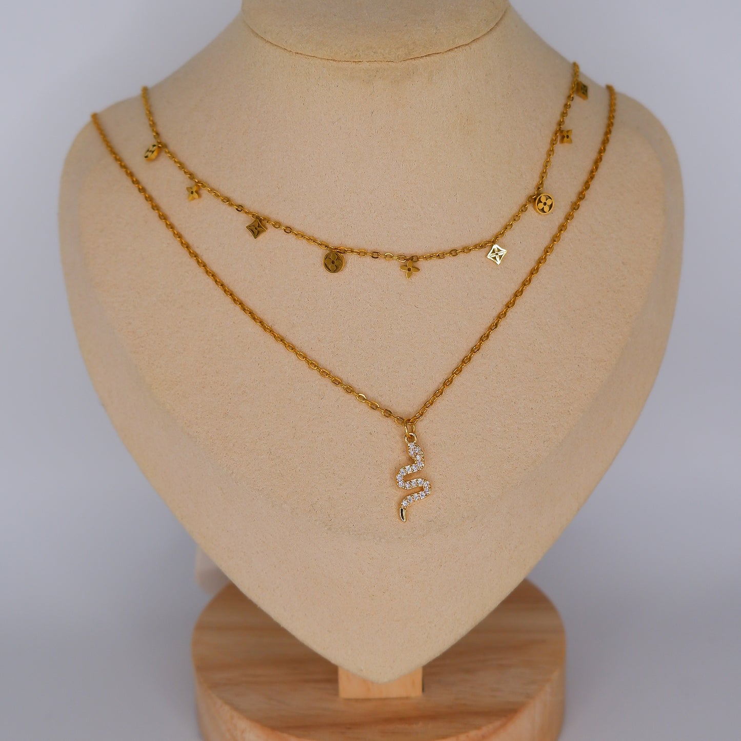 Colares Mini-Serpente e Mini-Pendentes