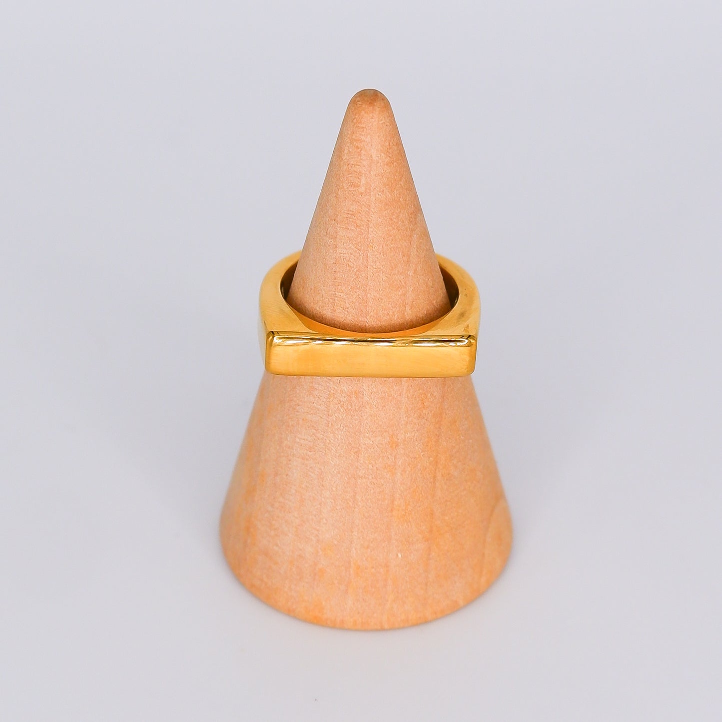 Anel Dourado Recto