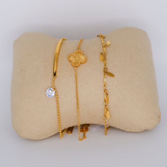 Pulseira Pé Dourada Brilho, Trevo e Folhas