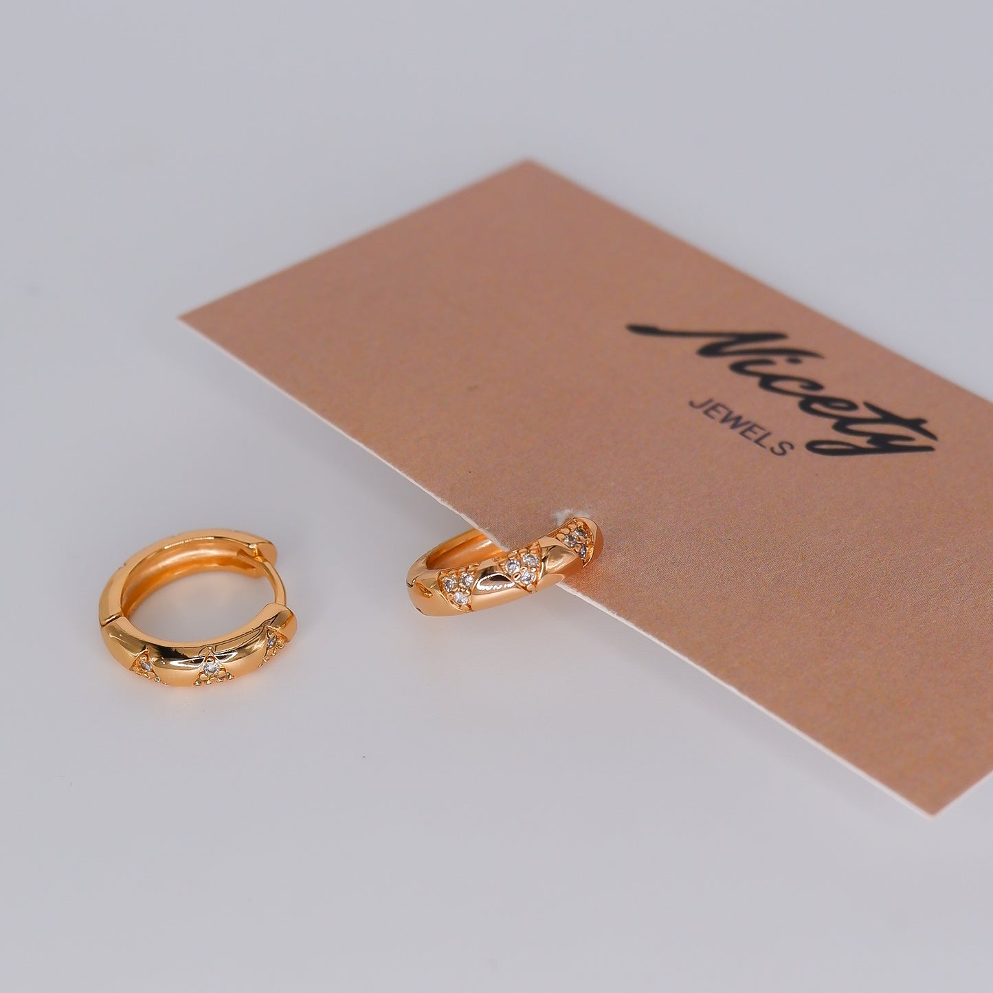 Argola Hipoalergénica Triângulos