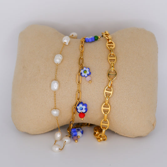 Pulseira Pé Dourada Pérolas, Azul e Malha