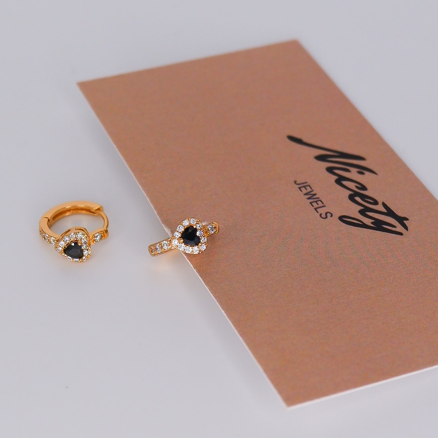 Argola Hipoalergénica 1 Coração Preto