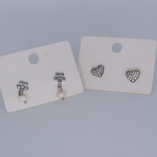 Brinco Espeto Prateado Flor e Coração