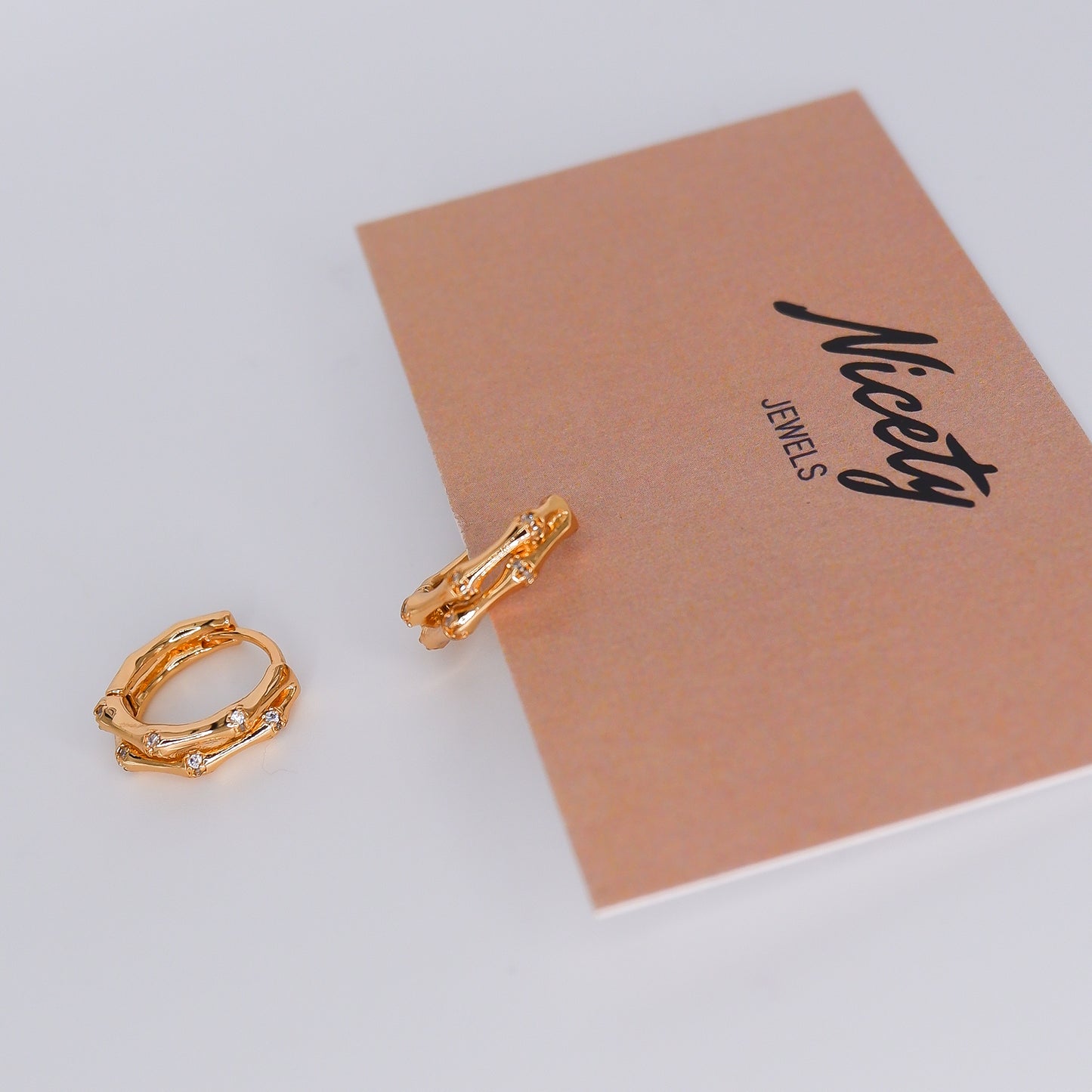 Argola Hipoalergénica Efeito Duplo